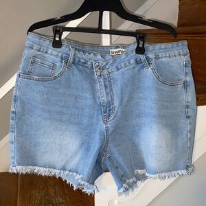 Luvamia Women's Frayed Hem Denim Shorts - Light Blue